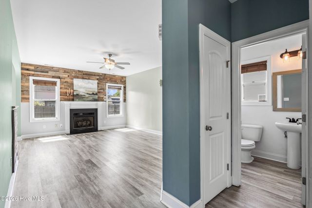 407 Canoe Lane, Swansboro, NC 28584