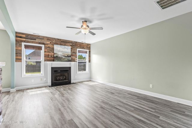 407 Canoe Lane, Swansboro, NC 28584