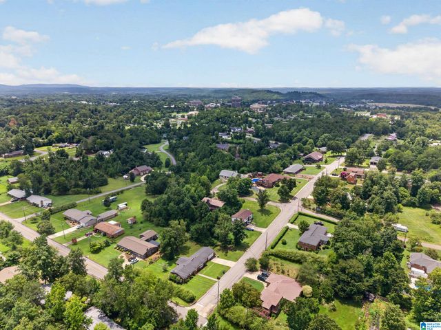 805 11TH STREET NE, Jacksonville, AL 36265