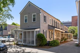 20 Bee Street Apt B, Charleston, SC 29403
