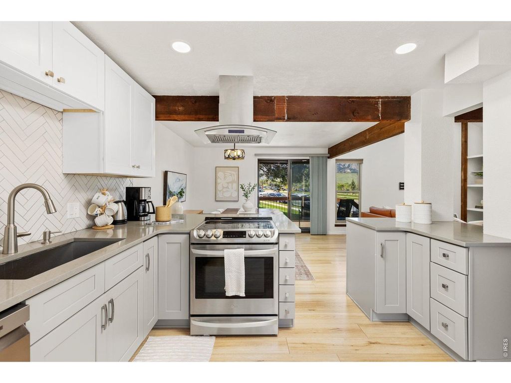 4100 Greenbriar Blvd, Boulder, CO 80305