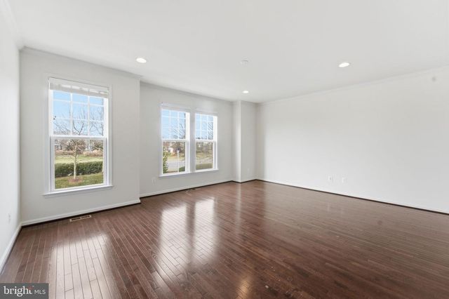 42396 BENFOLD SQ, Brambleton, VA 20148