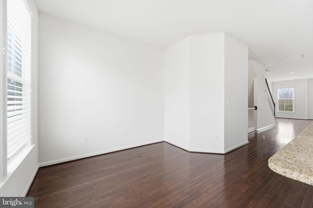 42396 BENFOLD SQ, Brambleton, VA 20148