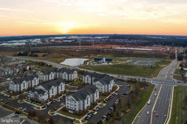 42396 BENFOLD SQ, Brambleton, VA 20148