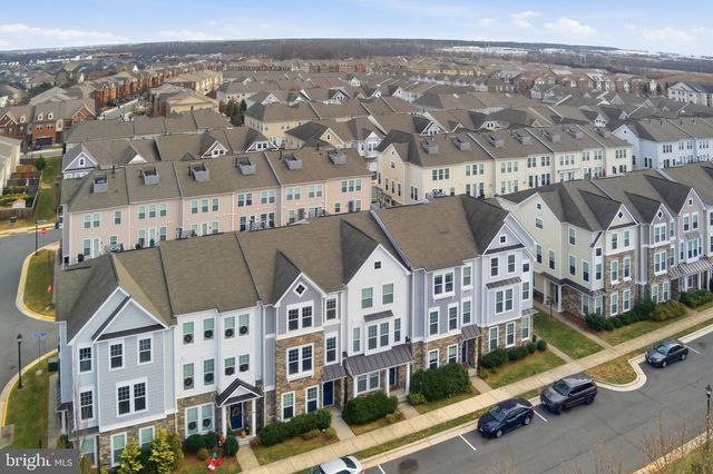 42396 BENFOLD SQ, Brambleton, VA 20148