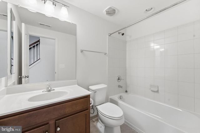 42396 BENFOLD SQ, Brambleton, VA 20148