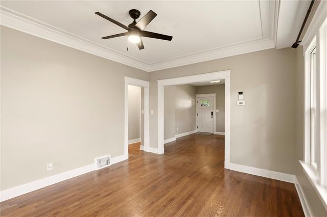 4451 Pennsylvania Avenue, Kansas City, MO 64111