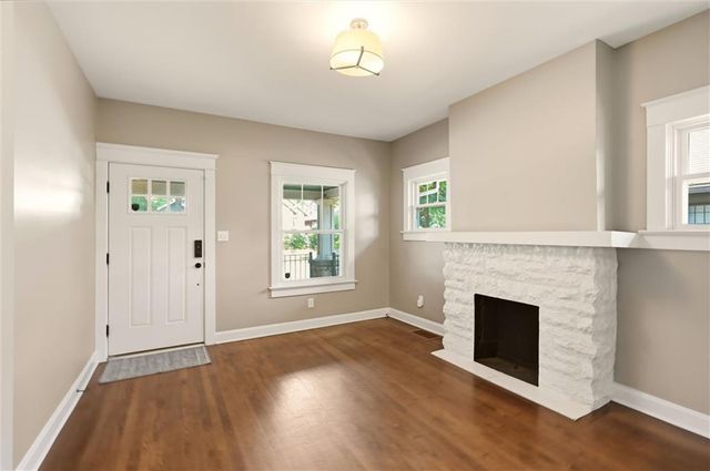 4451 Pennsylvania Avenue, Kansas City, MO 64111