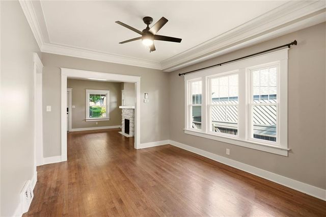 4451 Pennsylvania Avenue, Kansas City, MO 64111