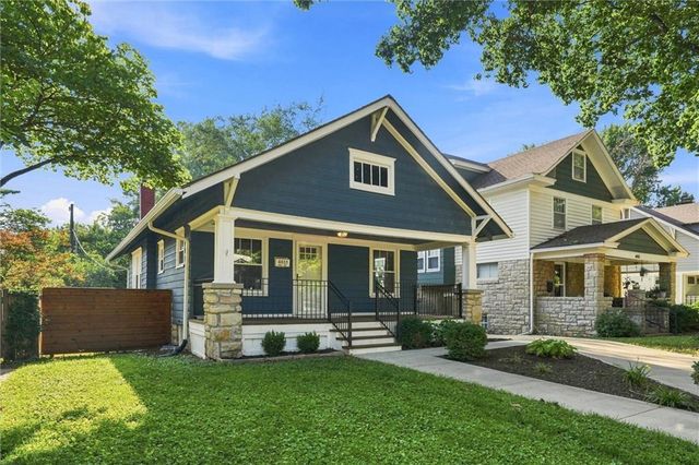 4451 Pennsylvania Avenue, Kansas City, MO 64111
