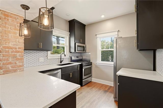 4451 Pennsylvania Avenue, Kansas City, MO 64111