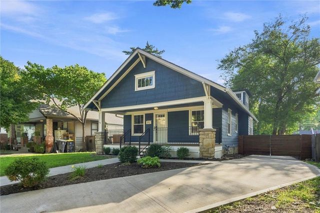 4451 Pennsylvania Avenue, Kansas City, MO 64111