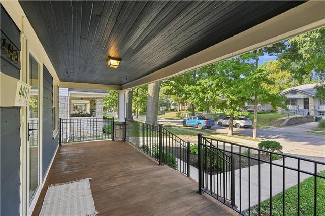 4451 Pennsylvania Avenue, Kansas City, MO 64111