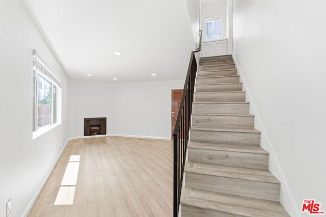 426 W Plymouth Street 2, Inglewood, CA 90302