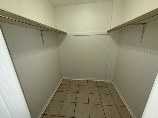 2300 N Harlem Avenue 801, Elmwood Park, IL 60707