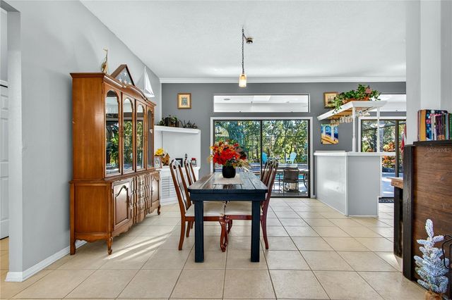 1014 WILLA LAKE CIRCLE, Oviedo, FL 32765