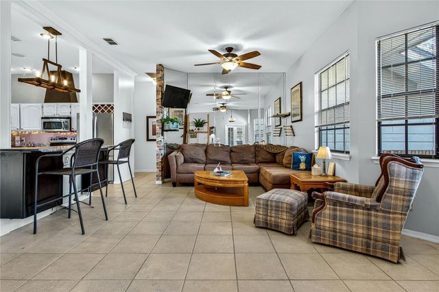 1014 WILLA LAKE CIRCLE, Oviedo, FL 32765