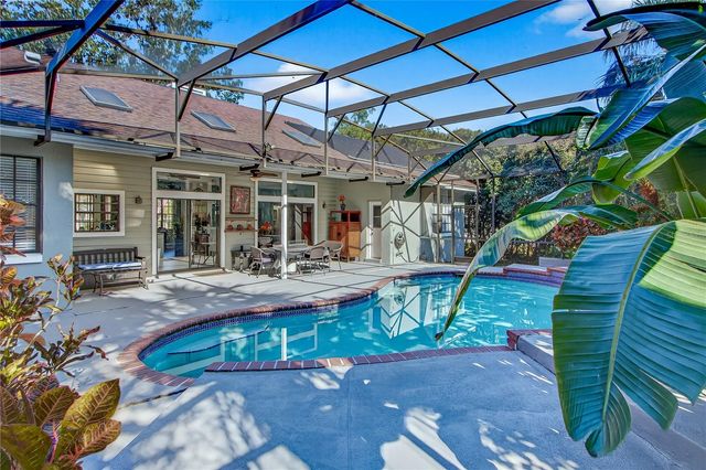 1014 WILLA LAKE CIRCLE, Oviedo, FL 32765