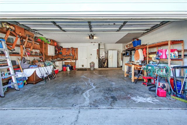 1014 WILLA LAKE CIRCLE, Oviedo, FL 32765