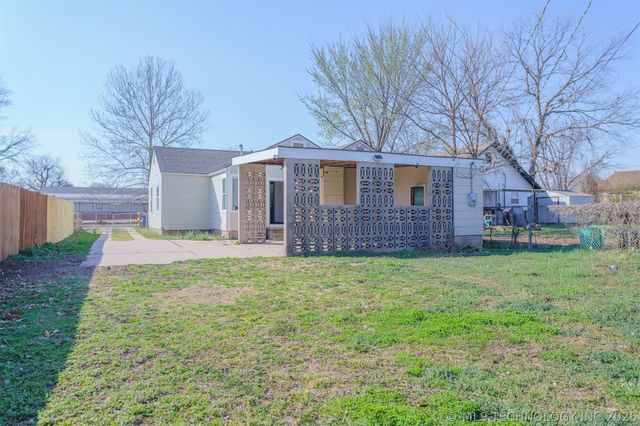 523 S 48th West Avenue, Tulsa, OK 74127