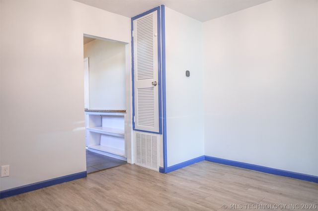 523 S 48th West Avenue, Tulsa, OK 74127