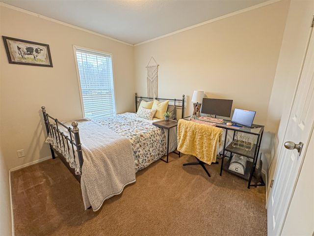 104 Evans Way, Scottville, MI 49454