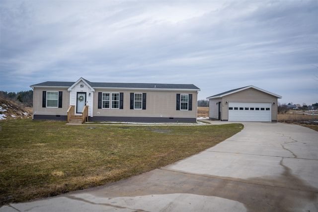 104 Evans Way, Scottville, MI 49454