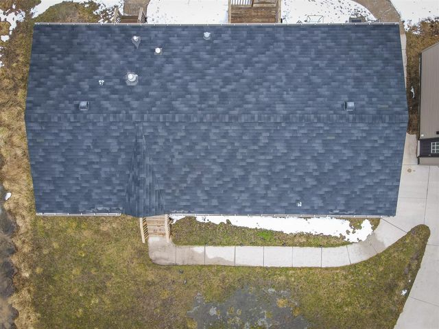 104 Evans Way, Scottville, MI 49454