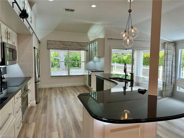 8798 Fawn Ridge DR, Fort Myers, FL 33912