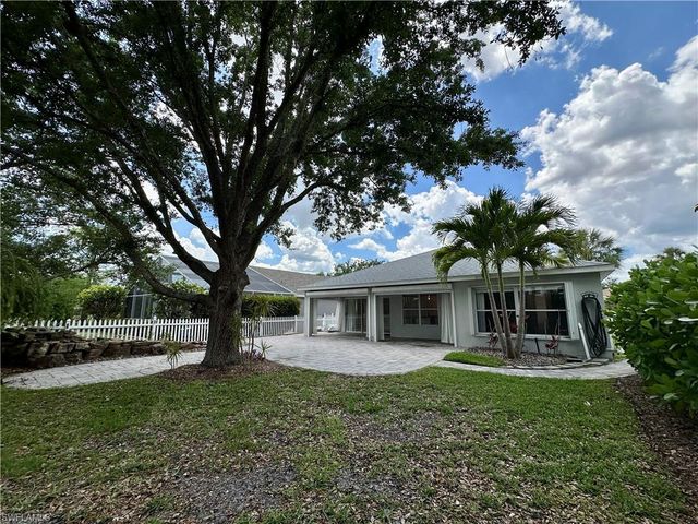 8798 Fawn Ridge DR, Fort Myers, FL 33912