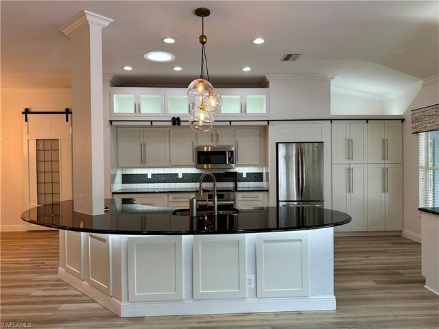 8798 Fawn Ridge DR, Fort Myers, FL 33912