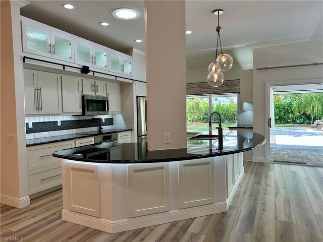 8798 Fawn Ridge DR, Fort Myers, FL 33912