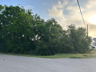 300 BLOCK Fairfield, Shoreacres, TX 77571