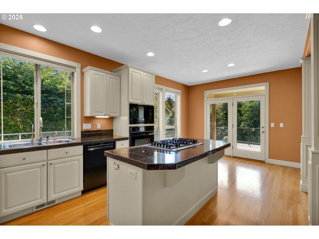 4430 Se ANTELOPE HILLS Pl, Gresham, OR 97080