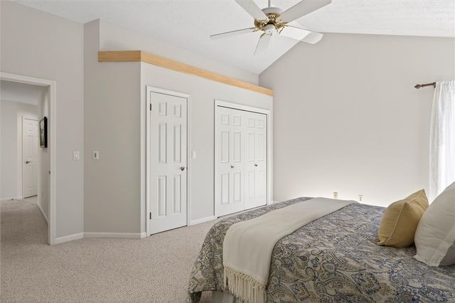 11 Hayfield Way, Henrietta, NY 14534