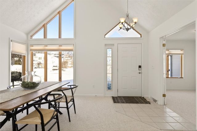 11 Hayfield Way, Henrietta, NY 14534