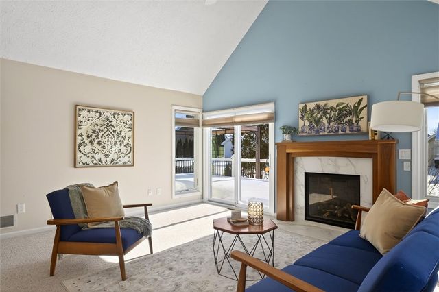 11 Hayfield Way, Henrietta, NY 14534