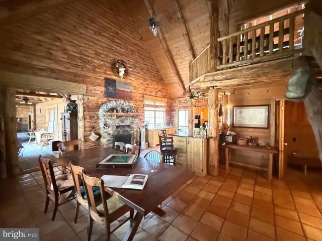 3029 WHITETAIL RIDGE RD, Burlington, WV 26710