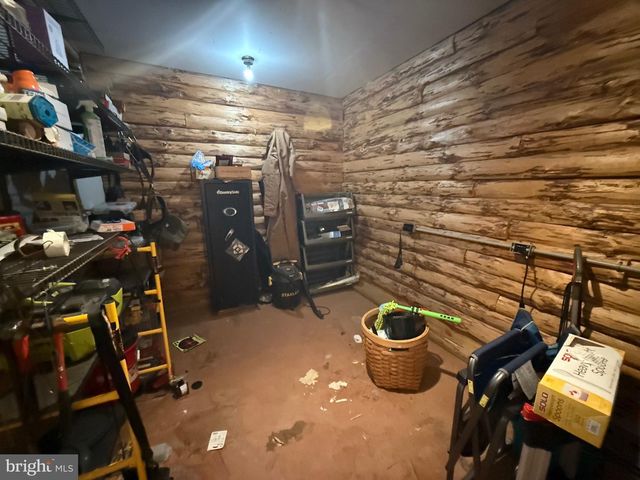 3029 WHITETAIL RIDGE RD, Burlington, WV 26710