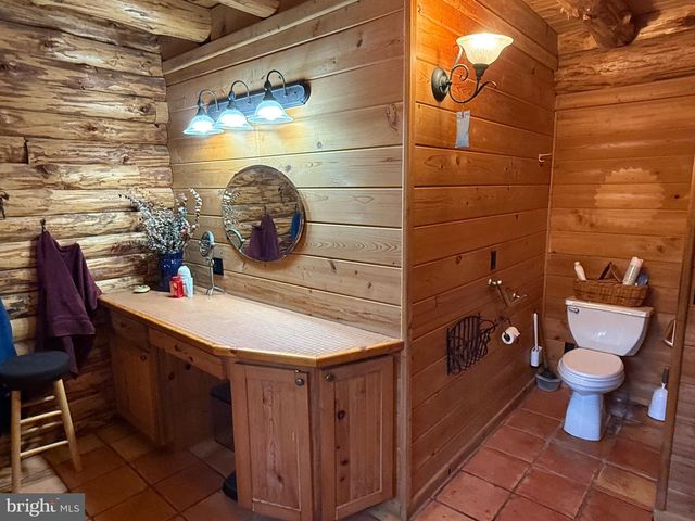 3029 WHITETAIL RIDGE RD, Burlington, WV 26710