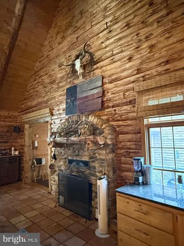 3029 WHITETAIL RIDGE RD, Burlington, WV 26710