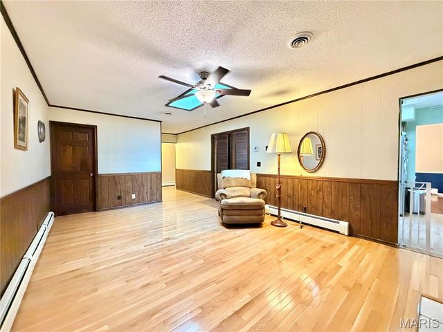 205 Woodridge Drive, Swansea, IL 62226