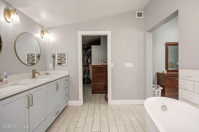680 Carver Road, Las Cruces, NM 88005