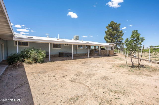 680 Carver Road, Las Cruces, NM 88005