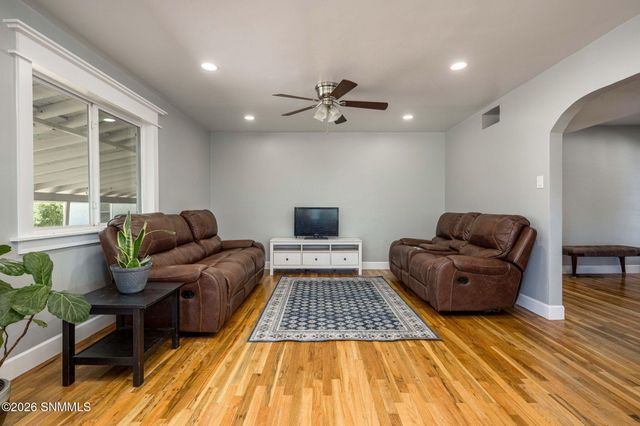680 Carver Road, Las Cruces, NM 88005