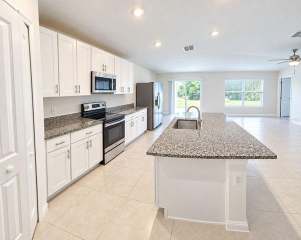 1838 RED LOOP, Lakeland, FL 33801