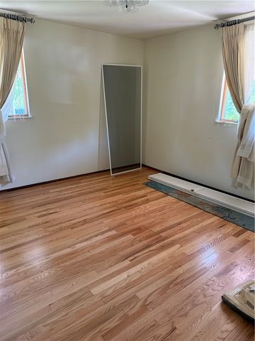 432 Violet Dr, Lower Burrell, PA 15068