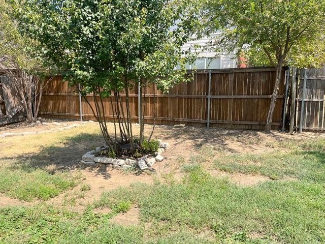 8055 Raleigh Drive, Fort Worth, TX 76123