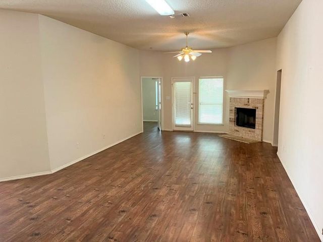 8055 Raleigh Drive, Fort Worth, TX 76123