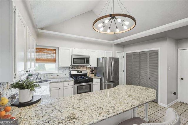 111 Roswell Green Lane, Roswell, GA 30075